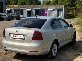 2012 Skoda Octavia II (A5) Рестайлинг, серебристый, 550000 рублей, вид 4