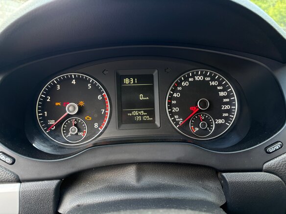 2012 Volkswagen Jetta VI, чёрный - вид 6