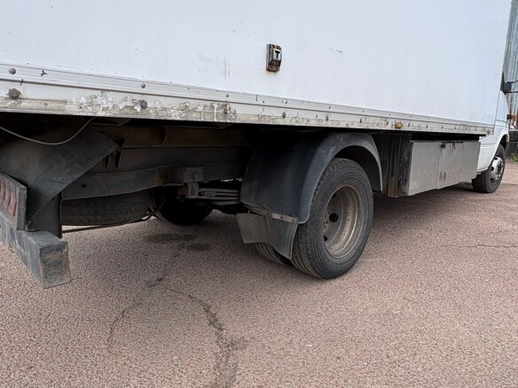 2002 Mercedes-Benz Sprinter, белый, 1350000 рублей - вид 5