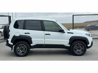 2024 Lada (ВАЗ) Niva Travel I, белый, 1079000 рублей, вид 5