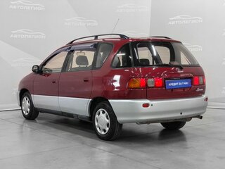 1997 Toyota Ipsum I (M10), красный, 485000 рублей, вид 3