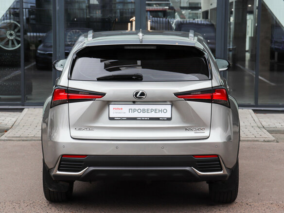 2020 Lexus NX 200 I Рестайлинг, серый, 4050000 рублей - вид 4