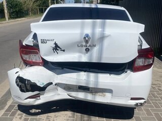 2015 Renault Logan II, белый, 450000 рублей, вид 1