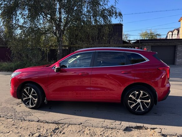 2023 Haval Jolion I, красный, 1850000 рублей