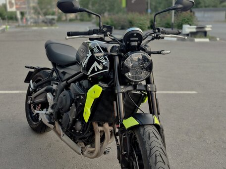 2024 Triumph Trident 660, чёрный, 840000 рублей, вид 1