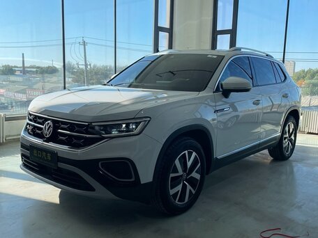 2022 Volkswagen Tayron I Рестайлинг, белый, 2442000 рублей, вид 1