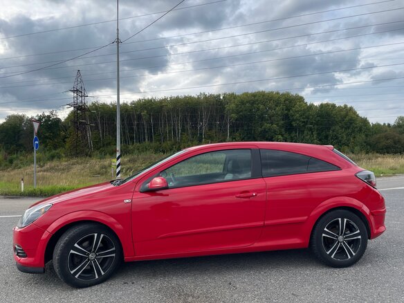2008 Opel Astra GTC H Рестайлинг, красный - вид 9