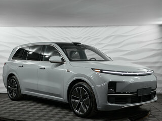 2026 Li Auto (Lixiang) L9 52.3 kWh I Рестайлинг, серый, 12090000 рублей, вид 3