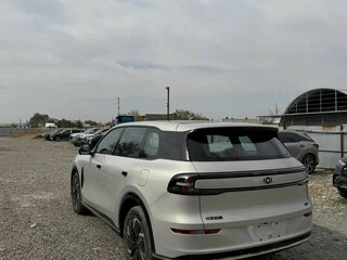 2026 Changan Qiyuan Q07 21.5 kWh, серебристый, 3475000 рублей, вид 5