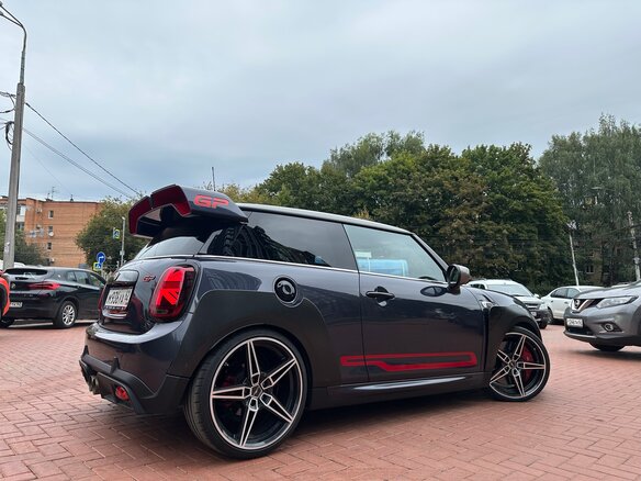 2020 Mini Hatch JCW John Cooper Works GP III (F55/F56) Рестайлинг, серый, 5500000 рублей - вид 19