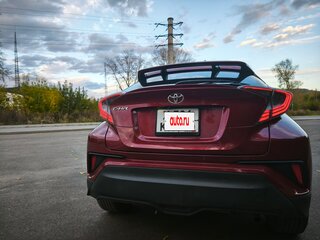 2017 Toyota C-HR I, красный, 1660000 рублей, вид 4
