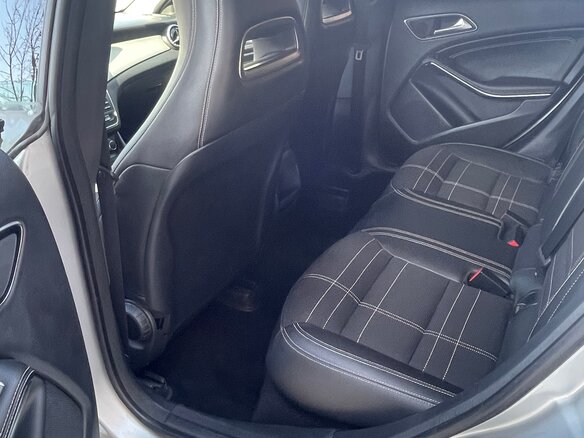 2013 Mercedes-Benz CLA 200 I (C117, X117), серебристый, 1500000 рублей - вид 23
