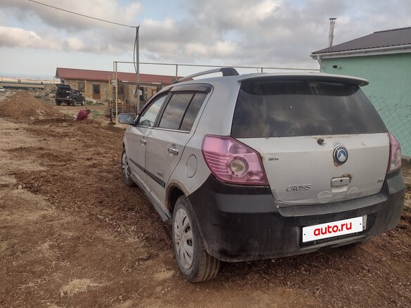 2012 Geely MK Cross I, серебристый, 250000 рублей - вид 2