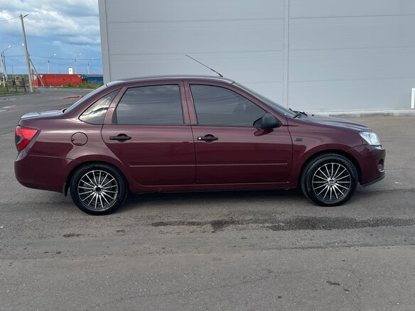 2013 Lada (ВАЗ) Granta I, красный, 480000 рублей - вид 9