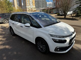 2017 Citroen C4 Picasso Grand II Рестайлинг, белый, 1127000 рублей, вид 1