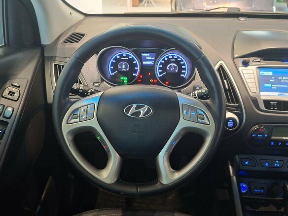 2012 Hyundai ix35 I, белый - вид 22
