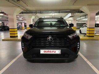 2023 Toyota RAV4 V (XA50), чёрный, 5000000 рублей, вид 3