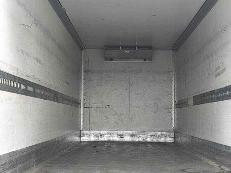 2008 Volvo FM, белый, 4700000 рублей, вид 5