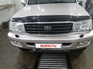 2001 Toyota Land Cruiser 100 Series, серый, 1800000 рублей, вид 2
