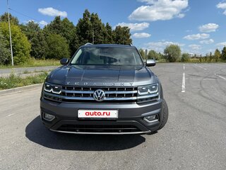 2018 Volkswagen Teramont I, серый, 3290000 рублей, вид 2