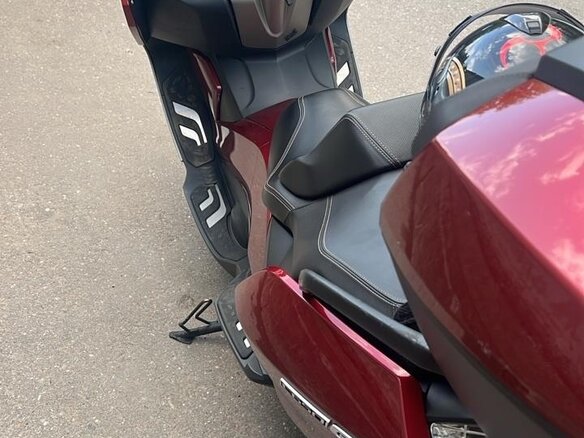 2013 BMW C 650 GT, красный, 870000 рублей - вид 6