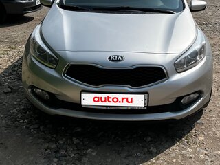 2014 Kia Ceed II, серебристый, 1150000 рублей, вид 2