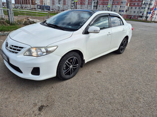 2012 Toyota Corolla X (E140, E150) Рестайлинг, белый, 900000 рублей, вид 1
