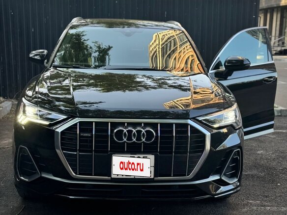 2019 Audi Q3 45 TFSI II (F3), чёрный, 3199999 рублей - вид 2