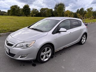 2012 Opel Astra J, серебристый, 470000 рублей, вид 1