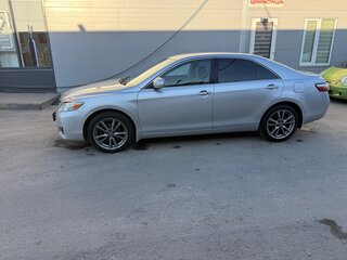 2009 Toyota Camry VI (XV40) Рестайлинг, серебристый, 1100000 рублей, вид 5