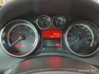2011 Peugeot 308 I, белый, 450000 рублей, вид 5