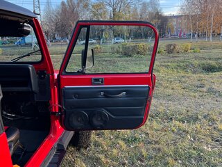 1995 Jeep Wrangler I (YJ), красный, 1550000 рублей, вид 4