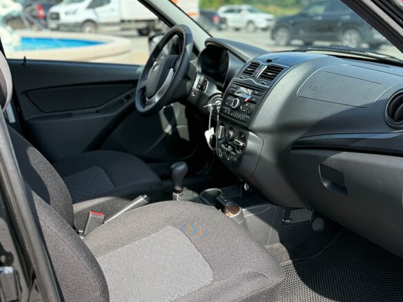 2026 Lada (ВАЗ) Granta I Рестайлинг, чёрный, 1050000 рублей - вид 4