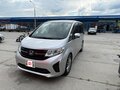 2015 Honda Stepwgn V, серебристый, 1599000 рублей