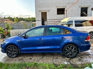 2019 Volkswagen Polo V Рестайлинг, синий, 1300000 рублей, вид 4