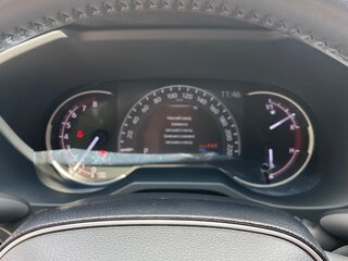 2021 Toyota RAV4 V (XA50), белый, 3750000 рублей, вид 5