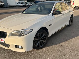2015 BMW 5 серии 520i VI (F10/F11/F07) Рестайлинг, белый, 2300000 рублей, вид 5