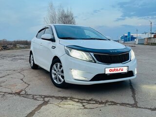2015 Kia Rio III, белый, 675000 рублей, вид 2