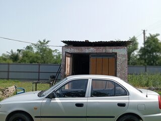2011 Hyundai Accent ТагАЗ II, серебристый, 610000 рублей, вид 2