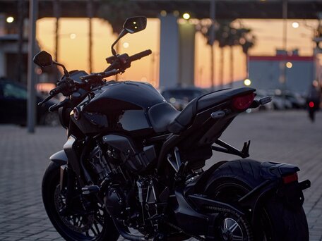 2021 Honda CB 1000, чёрный, 1300000 рублей, вид 1