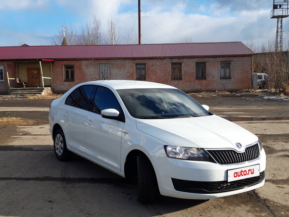 2019 Skoda Rapid I Рестайлинг, белый, 1200000 рублей - вид 4