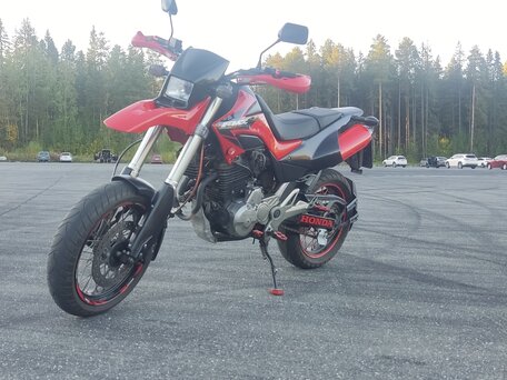 2005 Honda FMX 650, красный, 400000 рублей, вид 4