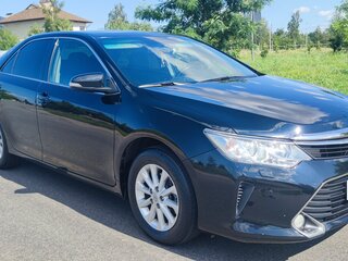 2016 Toyota Camry VII (XV50) Рестайлинг, чёрный, 2500000 рублей, вид 1