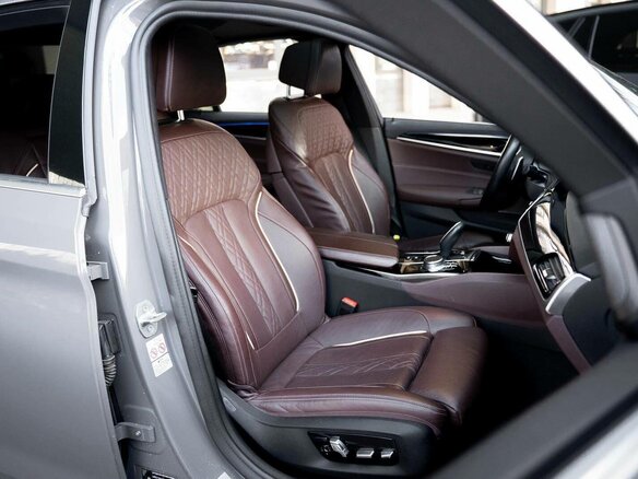 2021 BMW 5 серии 530i VII (G30/G31/G38) Рестайлинг, серый, 4200000 рублей - вид 9