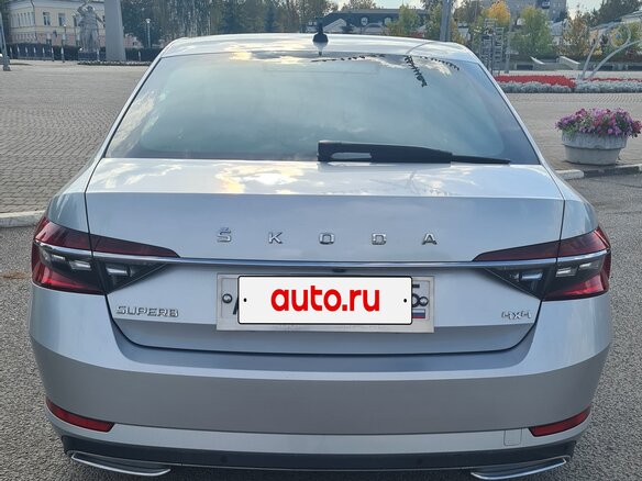 2019 Skoda Superb III Рестайлинг, серый, 3500000 рублей - вид 9