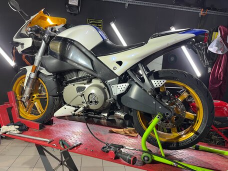 2004 Buell Firebolt, белый, 480000 рублей, вид 4