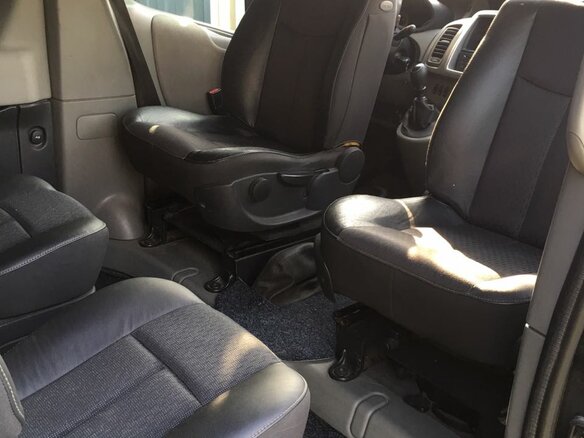 2011 Renault Trafic II Рестайлинг, голубой - вид 11