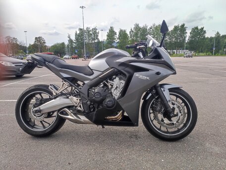 2015 Honda CBR 650F, серый, 525000 рублей, вид 1
