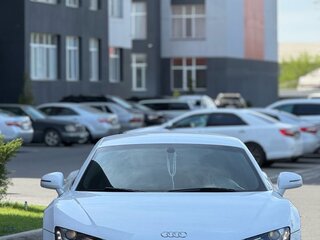 2008 Audi R8 V8 I (Typ 42), белый, 4500000 рублей, вид 2