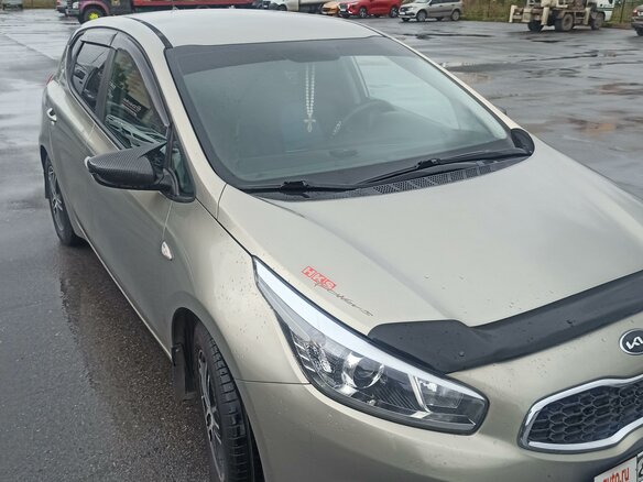 2013 Kia Ceed II, серебристый, 1300000 рублей - вид 1